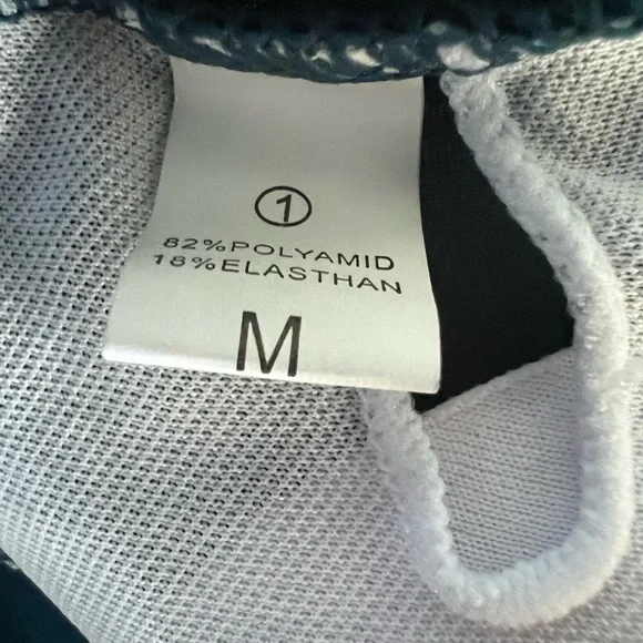 NWOT tankini size med. Cute!! - Picture 5 of 5